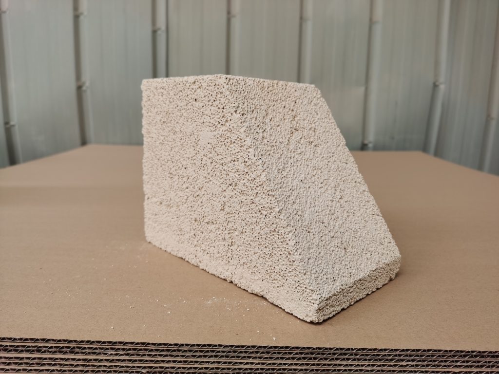 莫來石保溫磚_莫來石磚價格_莫來石聚氫保溫磚